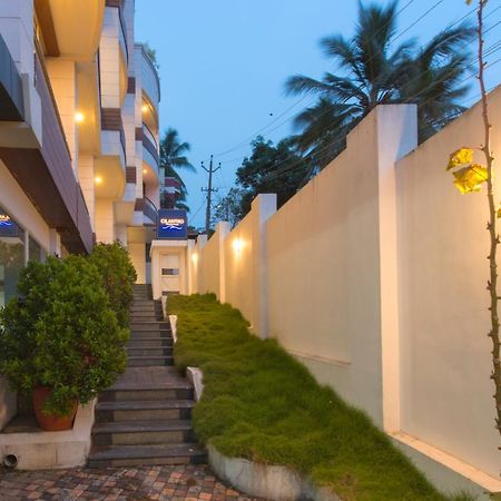Cilantro By The Sea Hotel Thiruvananthapuram Exterior photo